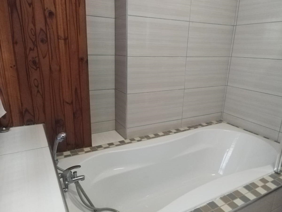 5 Bedroom Property for Sale in Sasolburg Free State